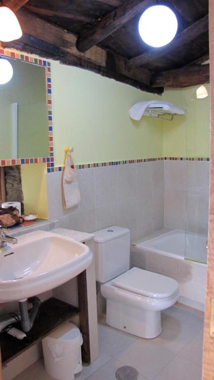 Gasthaus Casa Lucas Arzúa Zimmer foto
